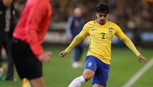 Fagner en un partido con Brasil