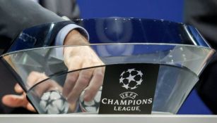 Bombo de un sorteo de la Champions League