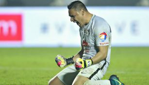 Muñoz celebra campeonato del América