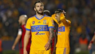 Gignac durante un partido en el Volcán