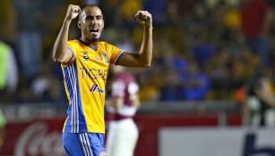 Pizarro celebra un gol de Tigres 