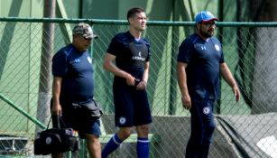 Martín Zúñiga abandona la práctica de Cruz Azul