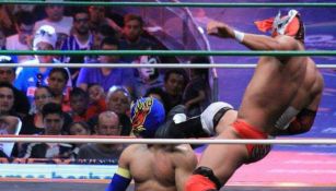 Combate de Lucha Libre Elite en la Arena México 