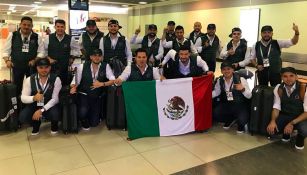 La Banda El Recodo a su llegada a Moscú 