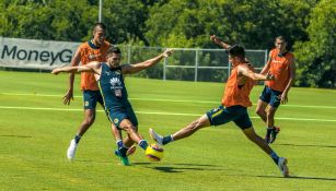 América, durante un entrenamiento del Tour Águila