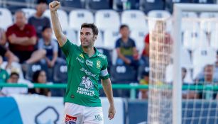 Mauro Boselli celebra anotación con León 