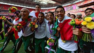 Jugadores del Tri celebran el Oro en Londres 2012