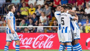 Jugadores de la Real Sociedad festejan el gol del triunfo ante el Villarreal