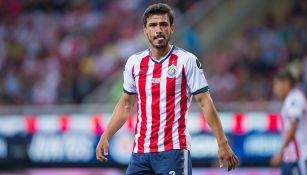 Alanís, durante un juego con Chivas en el Clausura 2018