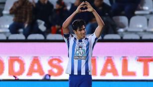 Gutiérrez celebra un gol con Pachuca