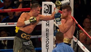 Canelo y GGG durante la primera pelea