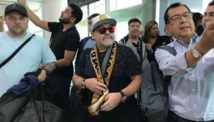 Maradona, a su llegada a la ciudad de Culiacán, Sinaloa