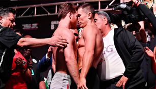 Momento del 'Face to Face' entre Canelo y GGG