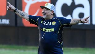 Maradona, durante un entrenamiento con el conjunto de Sinaloa