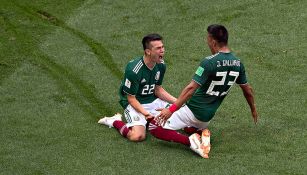 Chucky Lozano celebra su gol con Gallardo