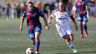 Charlyn Corral en un partido vs Albacete