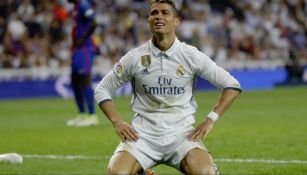 Cristiano Ronaldo se lamenta tras fallar anotación con el Real Madrid 