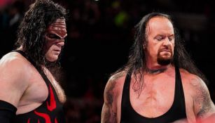 Undertaker y Kane en Monday Night RAW