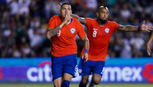 Nicolás Castillo celebra gol de la victoria contra México