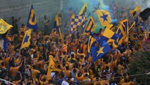 Aficionados de Tigres previo al Clásico Regio del A2018