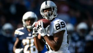 Cooper en juego con los Raiders 