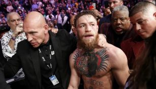 Conor McGregor durante el combate contra Nurmagomedov