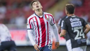 Isaác Brizuela lamenta error en jugada con Chivas