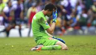 Agustín Marchesín en lamento durante el encuentro ante Chivas 