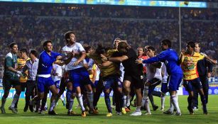 La bronca que se armó en el Estadio Morelos