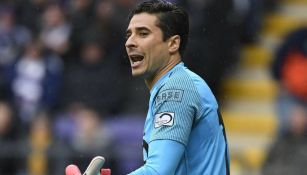 Ochoa, durante un partido del Standard de Lieja 