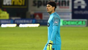 Guillermo Ochoa durante el encuentro ante el Zulte Waregem