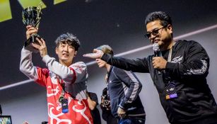 Rangchu levanta el trofeo de campeón del Tekken 7 World Tour