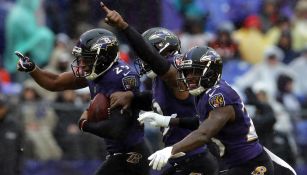 Ravens celebra una intercepción de Humphrey 
