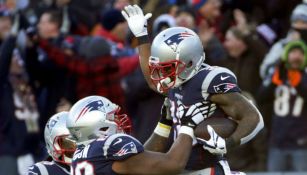 James White celebra durante el partido de Patriots