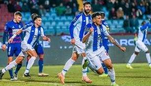 Soares corre en forma de festejo