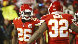 Damien Williams celebra touchdown