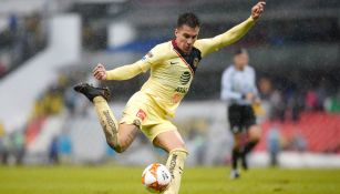 Insaurralde disputa un juego con América en Copa MX