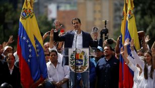 Juan Guaidó se declara presidente interino de Venezuela