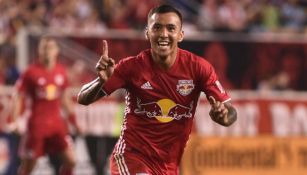 Kaku Romero festeja un gol con New York Red Bulls