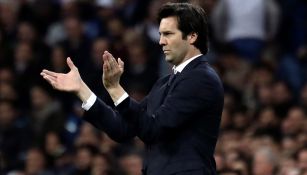 Santiago Solari aplaude en juego del Real Madrid 