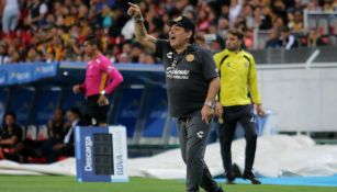 Maradona da instrucciones en partido del Ascenso MX 