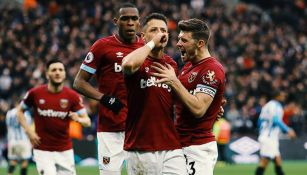 Javier Hernández festeja doblete con el West Ham