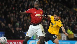 Pogba aguanta jalón en juego contra los Wolves