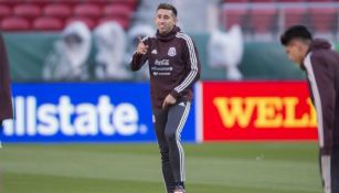 Herrera durante entrenamiento del Tri