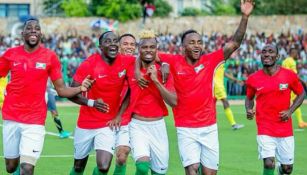 Jugadores de Burundi celebran pase a Copa Africana de Naciones