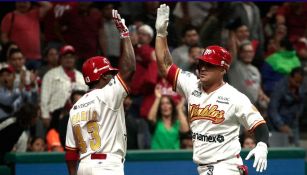 Diablos Rojos del México festeja triunfo en el Alfredo Harp Helú