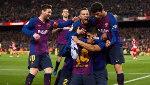 Jugadores del Barcelona celebran gol contra Atlético de Madrid 