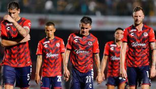 Jugadores de Veracruz después de una derrota