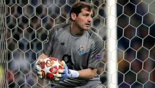 Iker Casillas, durante un juego del Porto 