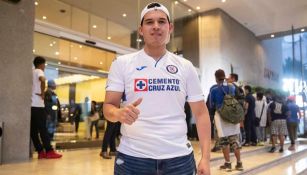 Uno de los seguidores de Cruz Azul en el hotel de concentración 